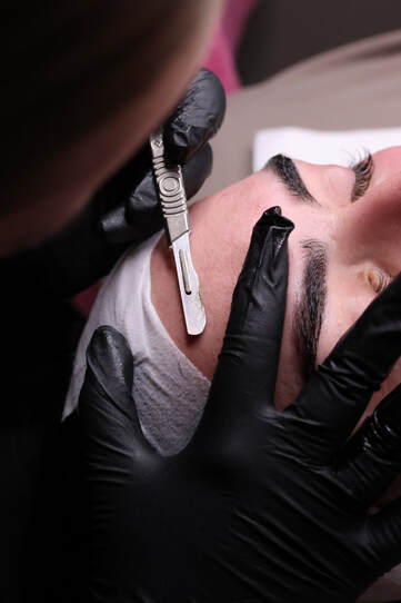 Dermaplaning